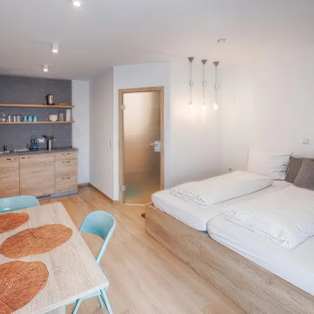 Breitenauer 3* Hosslinsulz