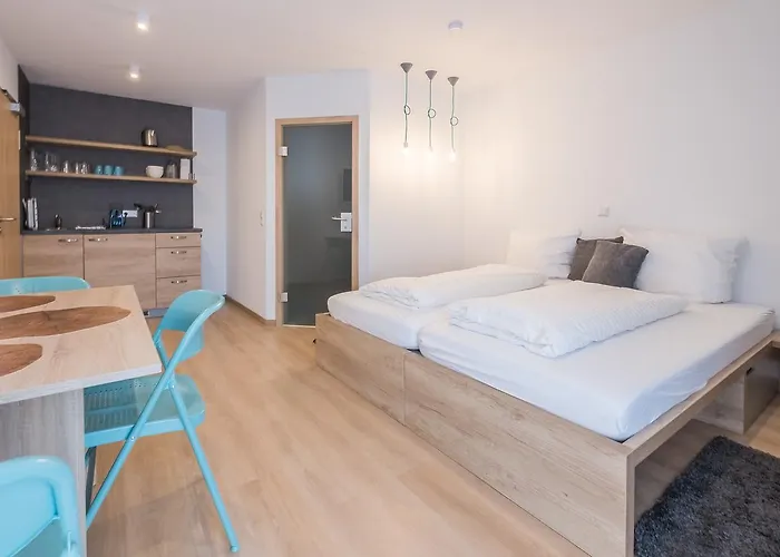 Aparthotel Breitenauer 3*